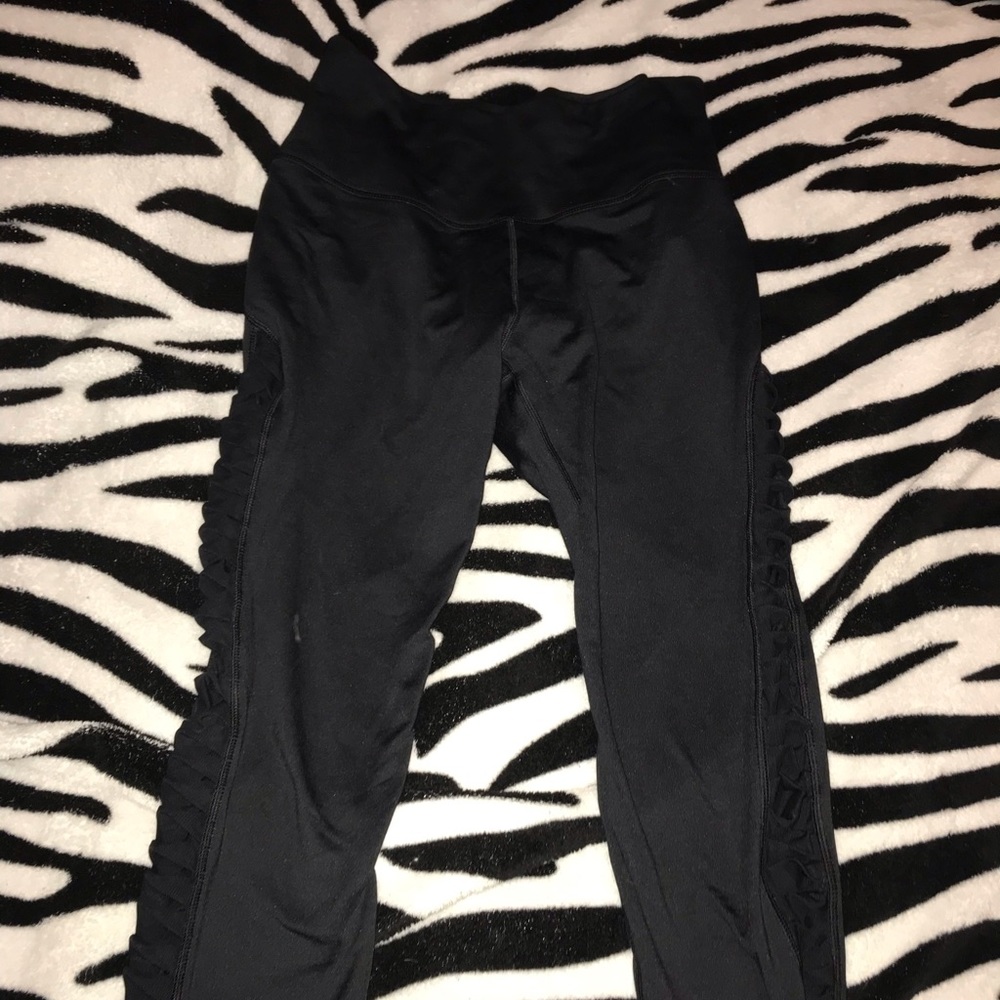 black aerie workout leggings